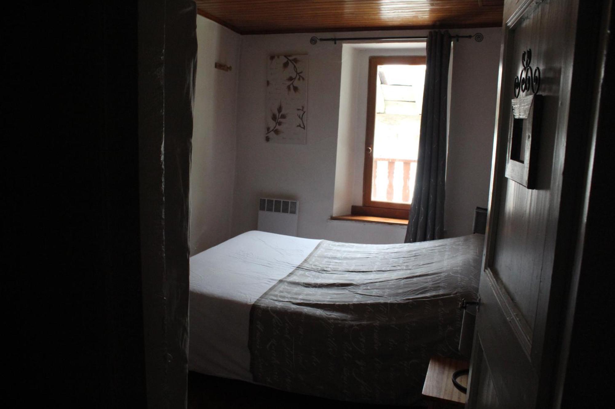 Maison De Charme Calme Entouree De Montagne Ussat Dış mekan fotoğraf
