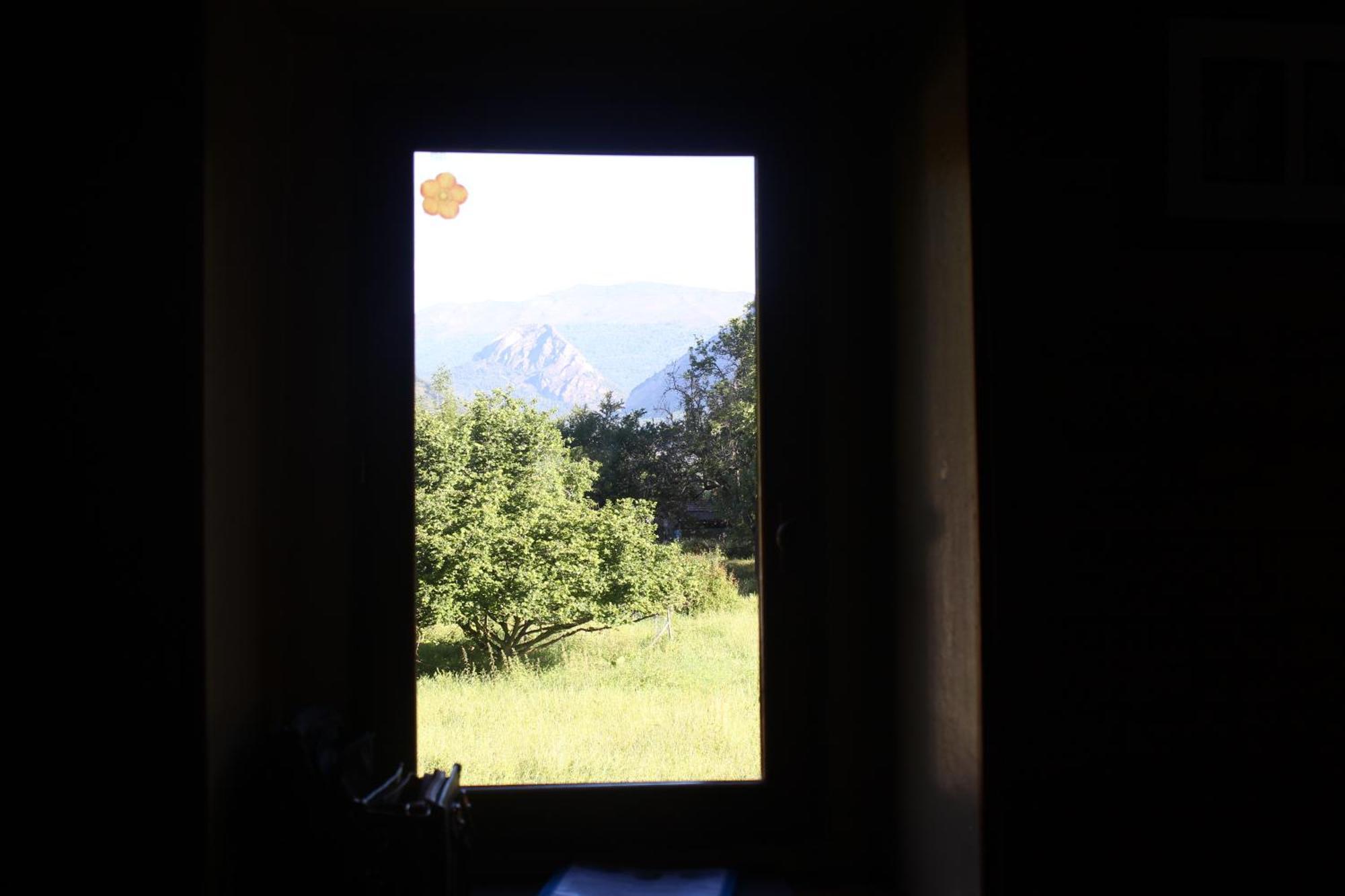 Maison De Charme Calme Entouree De Montagne Ussat Dış mekan fotoğraf